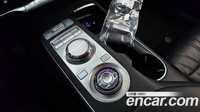 Genesis GV70, 2022 9