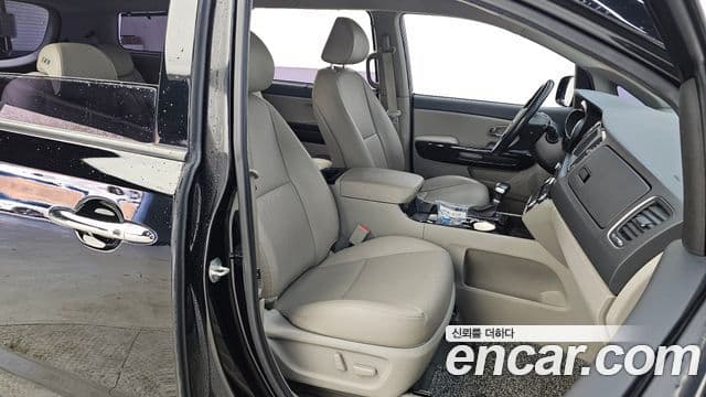 Kia The / новый New Carnival Prestige, 2020 12