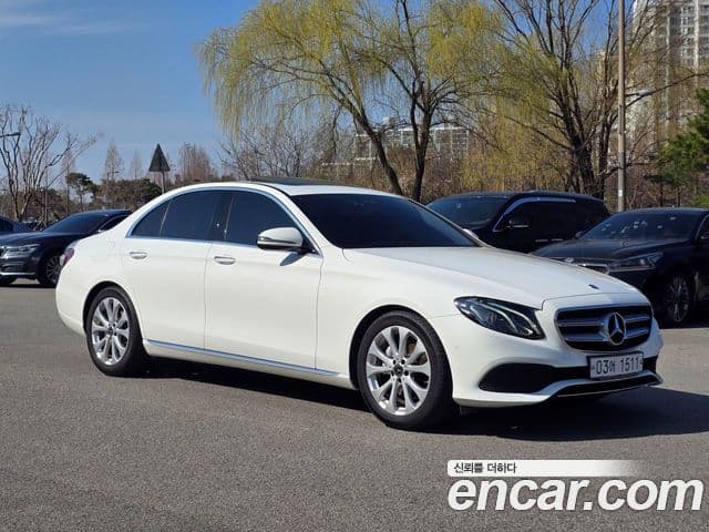 Mercedes-Benz E-класс W213 Avantgarde, 2018 1