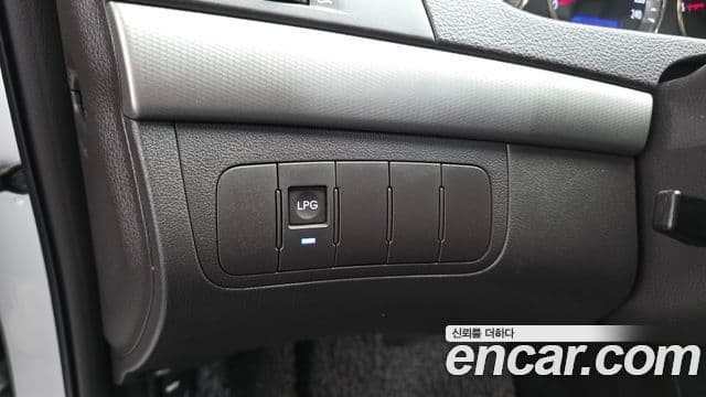 Hyundai NF Sonata 트랜스폼 LPG N20 Deluxe, 2008 15