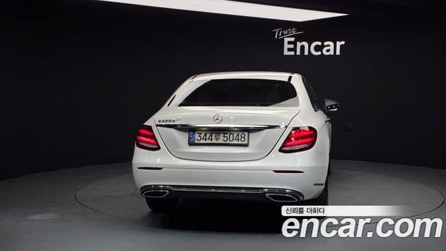 Mercedes-Benz E-класс W213 Exclusive, 2018 4