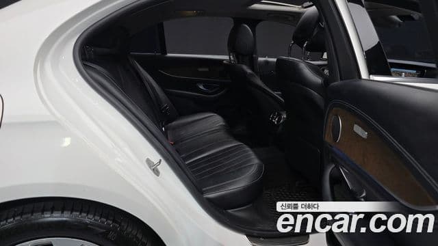 Mercedes-Benz E-класс W213 Exclusive, 2018 12