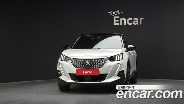 Peugeot e-2008 2세대 EV GT, 2021 3