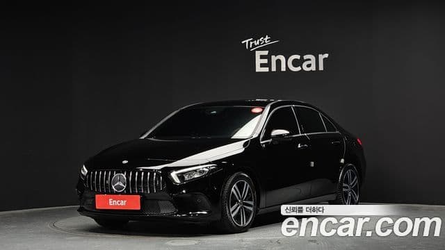 Mercedes-Benz A-класс W177 A220 седан, 2022 1