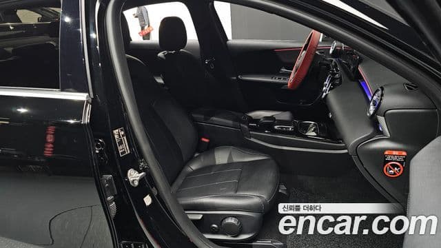 Mercedes-Benz A-класс W177 A220 седан, 2022 10