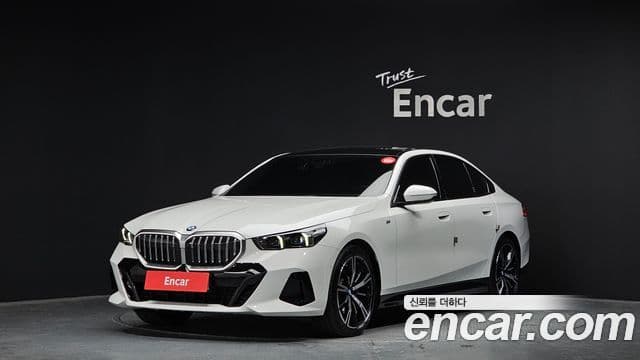 BMW 5시리즈 (G60) 530i xDrive M Sport, 2025 1
