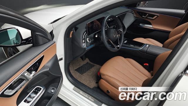 Mercedes-Benz E-класс W214 Avantgarde, 2025 11