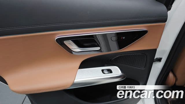 Mercedes-Benz E-класс W214 Avantgarde, 2025 18