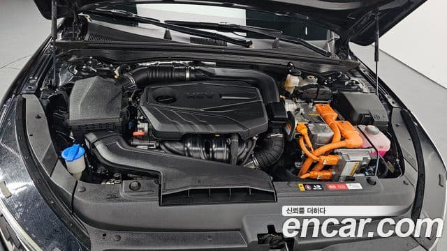 Kia K5 гибрид 3세대 Prestige, 2021 6