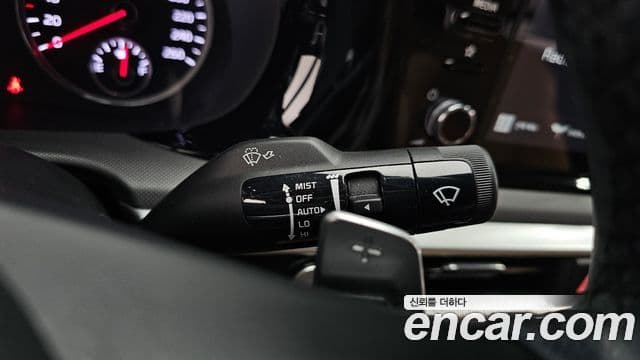 Kia K5 гибрид 3세대 Prestige, 2021 16