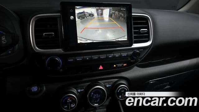 Hyundai Venue Premium, 2026 15