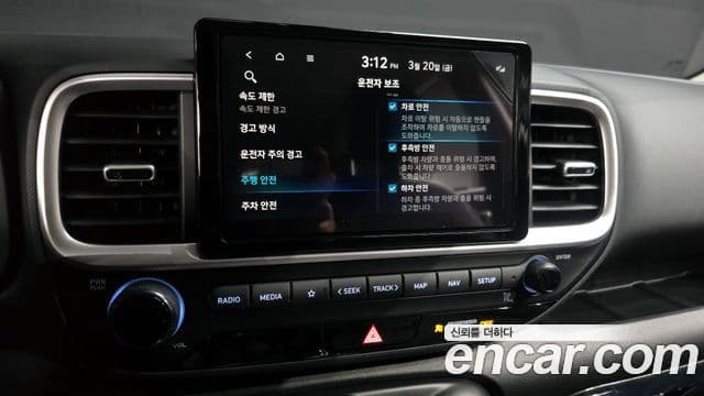 Hyundai Venue Premium, 2026 16