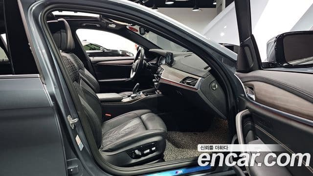 BMW 5시리즈 (G30) 530i M Sport Plus, 2018 10