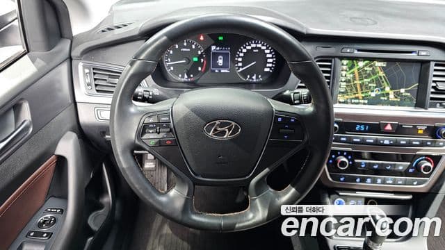 Hyundai LF Sonata 2.0 Care Plus, 2017 13