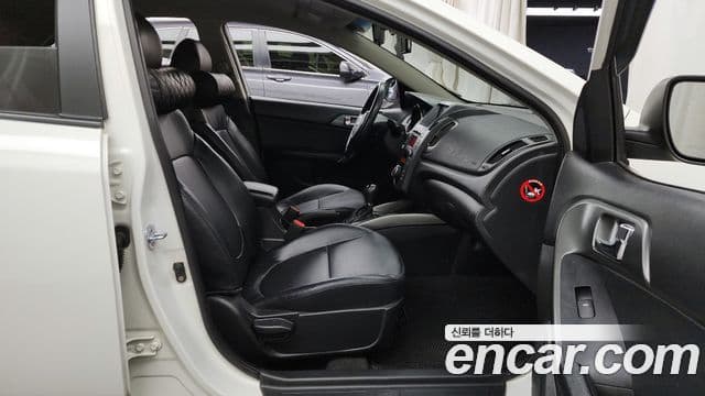 Kia Forte Eco Plus, 2013 11