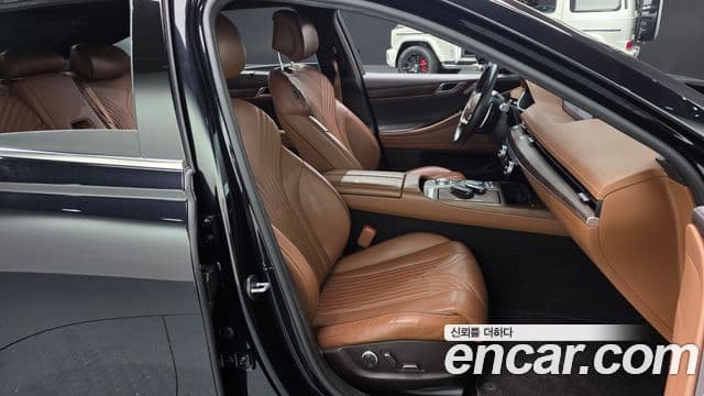 Genesis G80 (RG3) бензин 3.5 турбо AWD, 2021 10