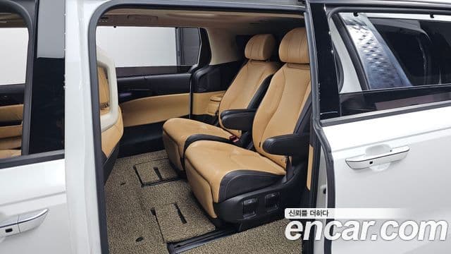 Kia Carnival 4세대 Signature, 2021 11