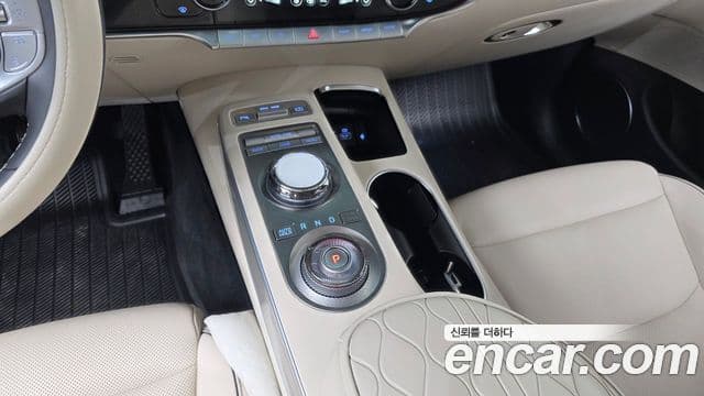 Genesis GV70, 2024 9