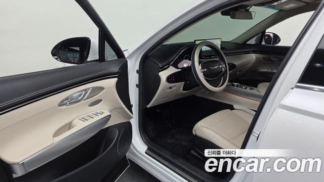Genesis GV70, 2024 10