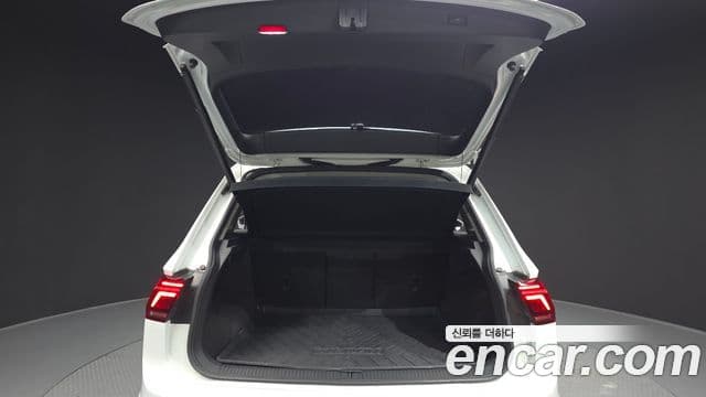 Volkswagen Tiguan 2세대 Prestige, 2021 20