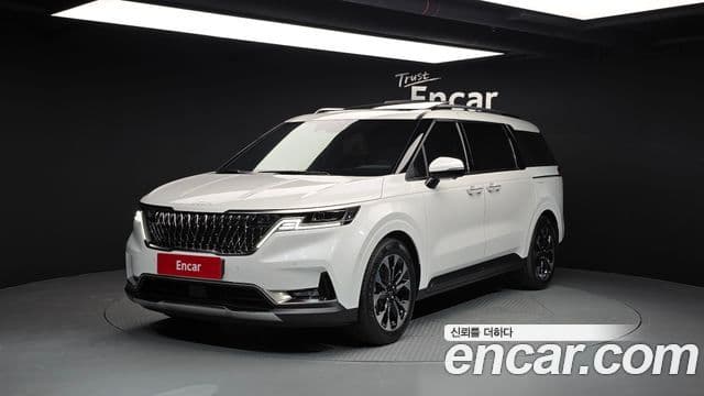 Kia Carnival 4세대 Signature, 2022 1
