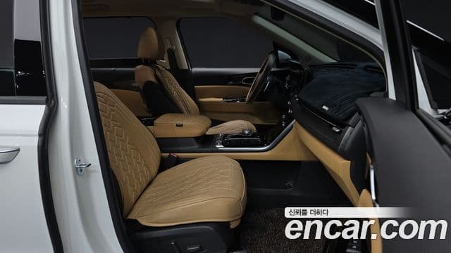 Kia Carnival 4세대 Signature, 2022 11
