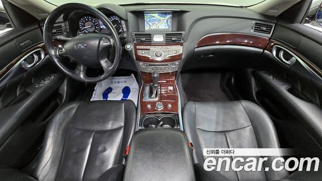 Infiniti Q70, 2015 7