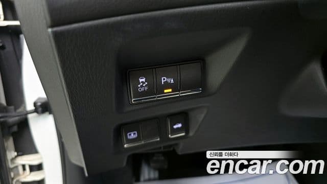 Infiniti Q70, 2015 13