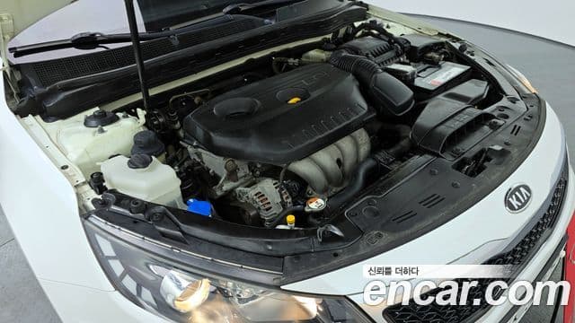 Kia K5 Prestige, 2012 6