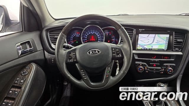Kia K5 Prestige, 2012 13