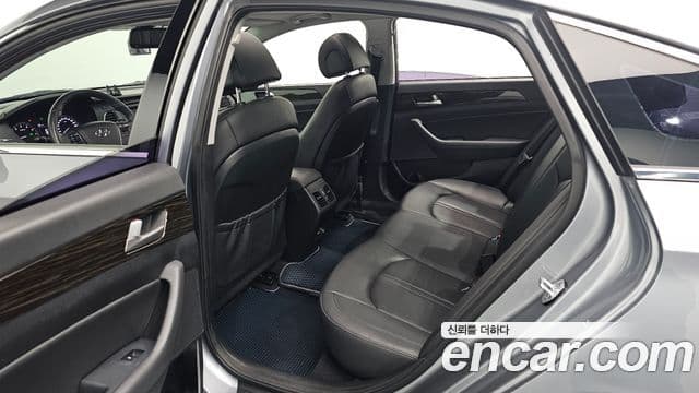 Hyundai LF Sonata 2.0 Smart, 2016 12
