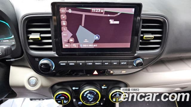 Hyundai Venue 1.6 Flux, 2023 16