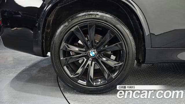 BMW X5 (F15) xDrive 40d 블랙&화이트, 2015 все фото