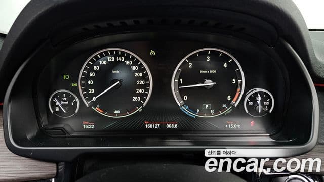 BMW X5 (F15) xDrive 40d 블랙&화이트, 2015 8