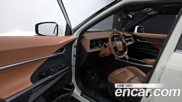 KG모빌리티(SsangYong) Torres T7, 2024 11