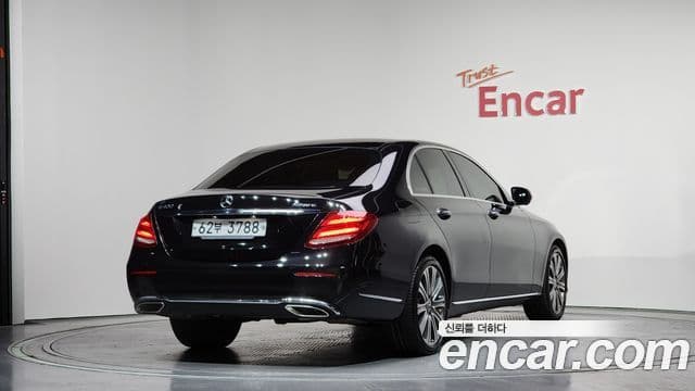 Mercedes-Benz E-класс W213 Exclusive, 2018 2