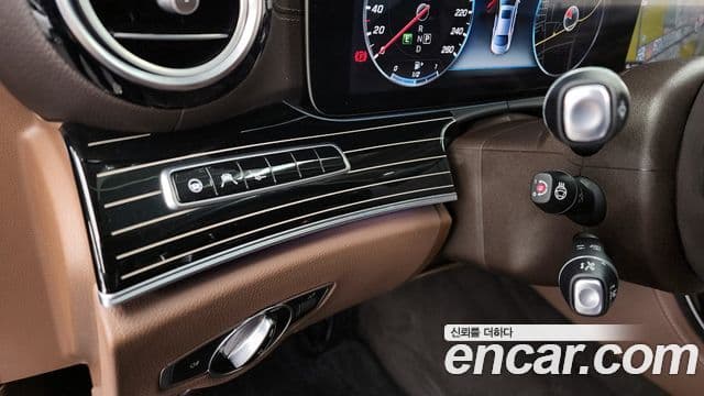 Mercedes-Benz E-класс W213 Exclusive, 2018 16