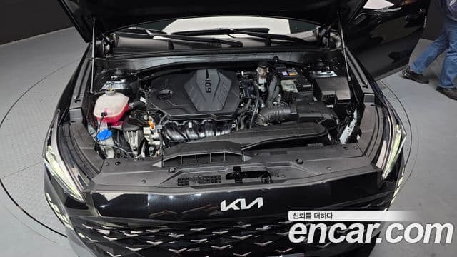 Kia K8 Signature, 2023 6