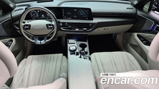 Kia K8 Signature, 2023 7