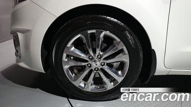 Kia All New Carnival Prestige, 2016 все фото