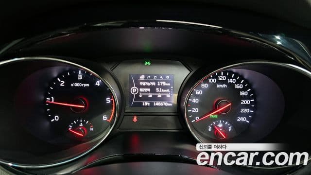 Kia All New Carnival Prestige, 2016 8