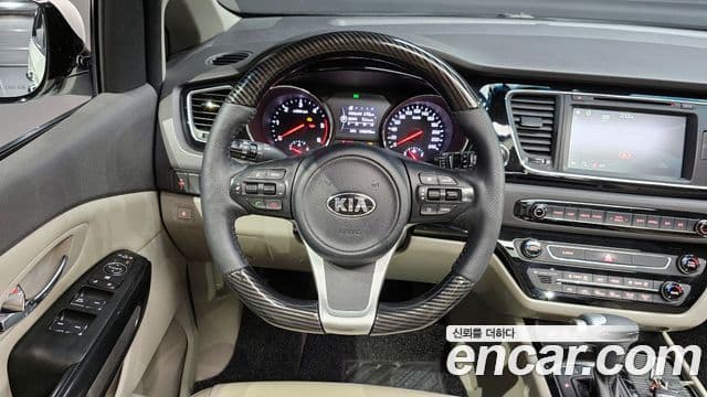 Kia All New Carnival Prestige, 2016 13