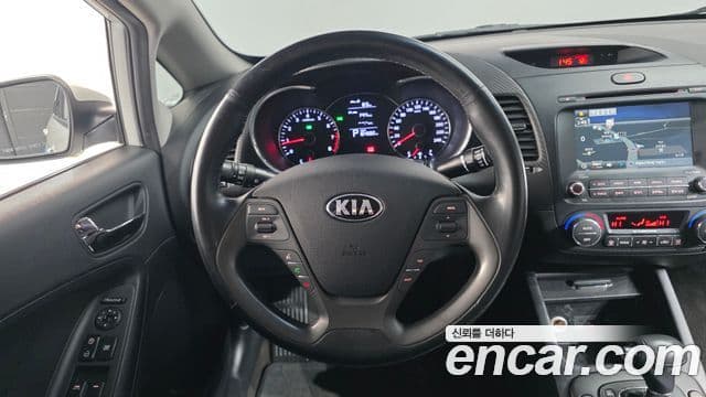 Kia K3 Luxury, 2013 14