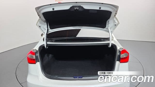 Kia K3 Luxury, 2013 20