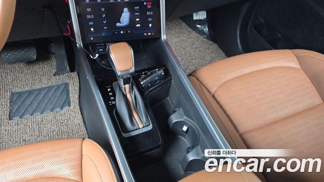 KG모빌리티(SsangYong) Torres T7, 2023 9