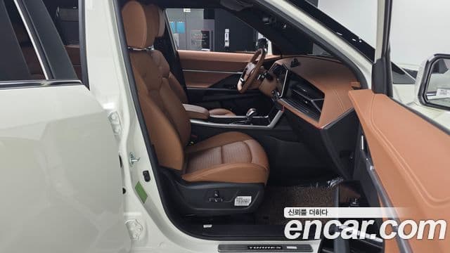 KG모빌리티(SsangYong) Torres T7, 2023 11