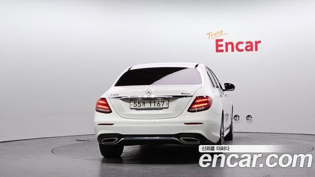 Mercedes-Benz E-класс W213 AMG Line, 2018 4