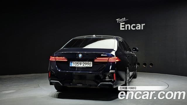 BMW 5시리즈 (G60) 520i M Sport, 2025 4