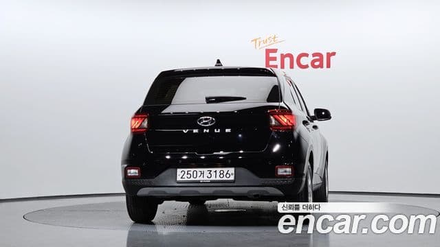 Hyundai Venue Modern, 2020 4