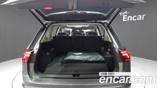 Volkswagen Tiguan Allspace Prestige, 2024 20
